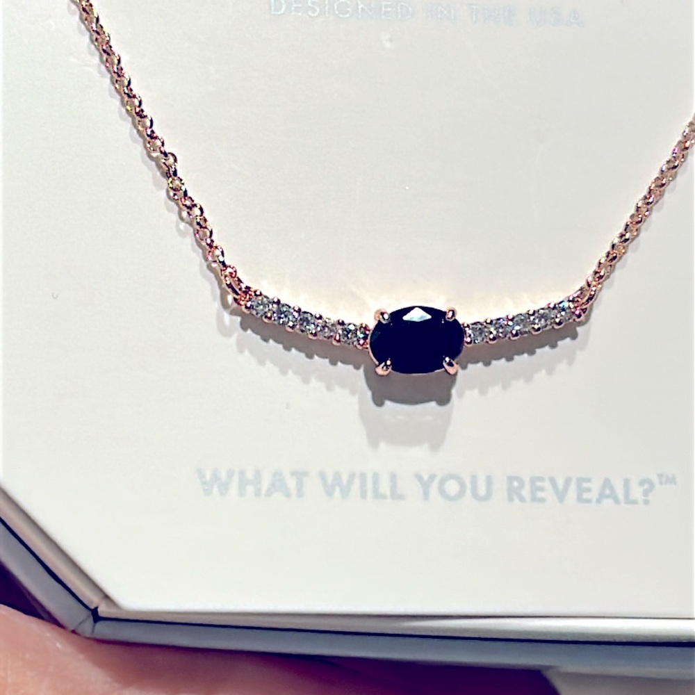 Bomb party necklace